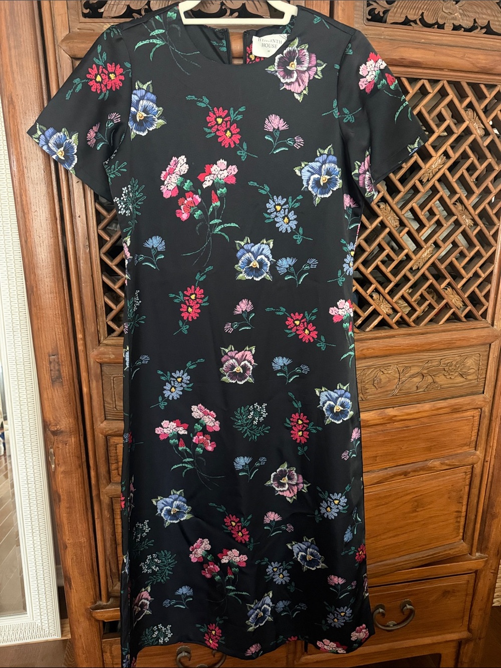 Black Floral Midi Dress with Short Sleeves - Ann Taylor